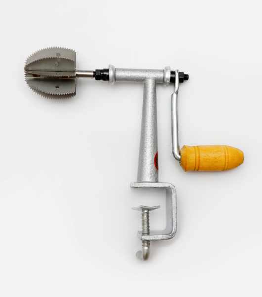 Râpe à coco A8 avec lame en acier inoxydable et fixation par pince pour plan de travail